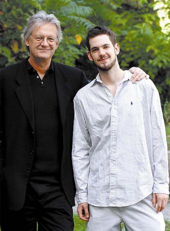 David Gilmour con su hijo Jesse.